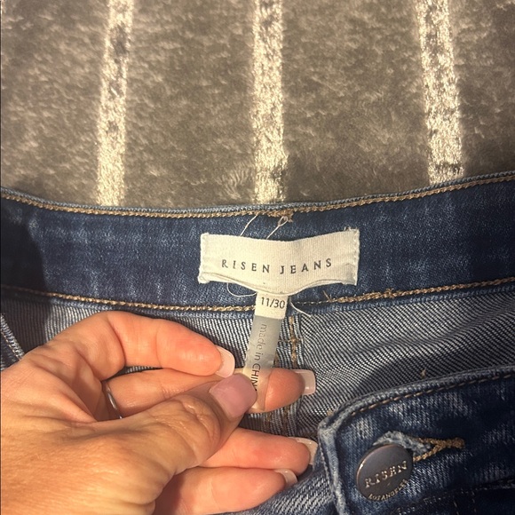 Distressed High Rise Risen Jeans - Picture 2 of 7